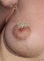 An unshaved girl Euronat Image 4