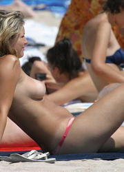 A babe on open swim suit at the Poipu Image 3