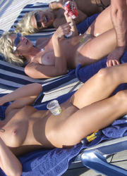 A bitch on open swim suit at the Coralita Image 7