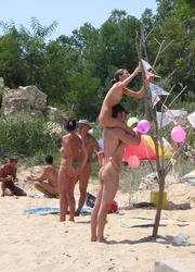 A nude slut at the Tulum Image 9