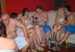 Amateur swinger group action gellery Image 1