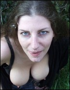 outdoor_girlfriends_072.jpg