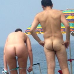 voyeur photos and videos at BEACH SPY EYE