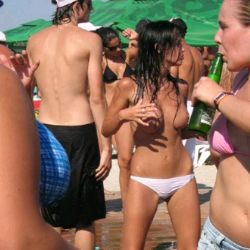 spy on nudists beach