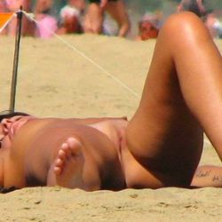 voyeur photos and videos at BEACH SPY EYE