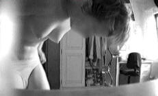 Peeping for nude women