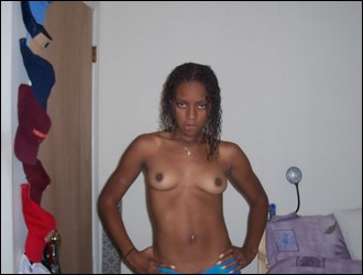 ebony_girlfriends_000658.jpg