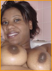 ebony_girlfriends_000322.jpg