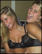 girlfriends_4352.jpg