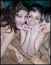 girlfriends_4724.jpg