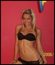 april_facebooks_girlfriends_0006.jpg