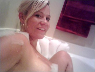 facebooks_girlfriends_000744.jpg