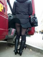 nude upskirt