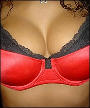 busty_girlfriends_4940.jpg