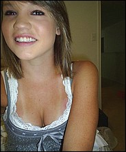 busty_girlfriends_5478.jpg