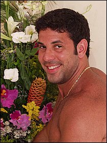 sexy-hunk-08.jpg