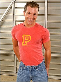 sexy-hunk-01.jpg