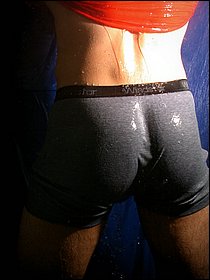 wet-hunk-flynn-05.jpg