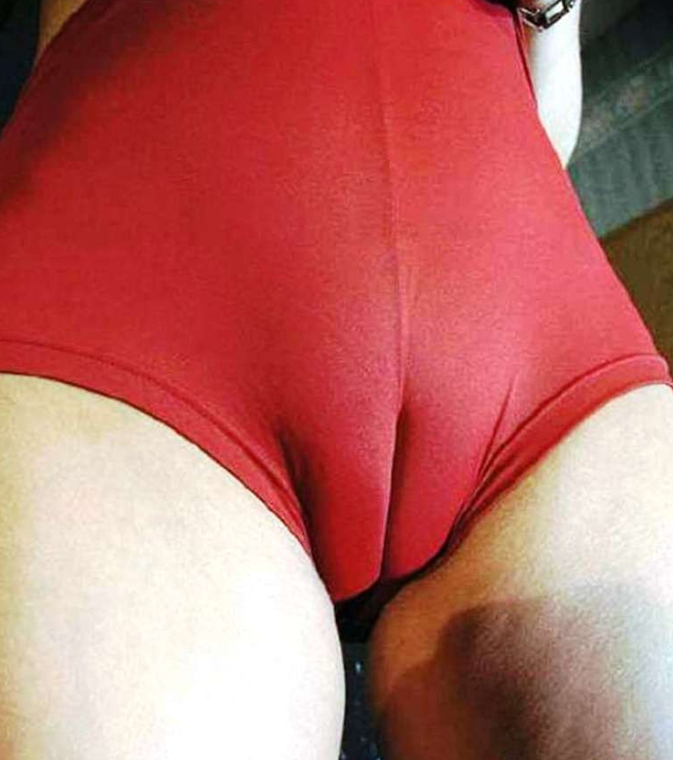 Big Cameltoe Pictures