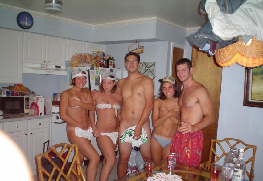 Amateur Strip Poker