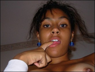 ebony_girlfriends_000423.jpg