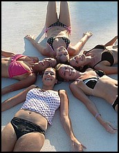 girlfriends_4449.jpg